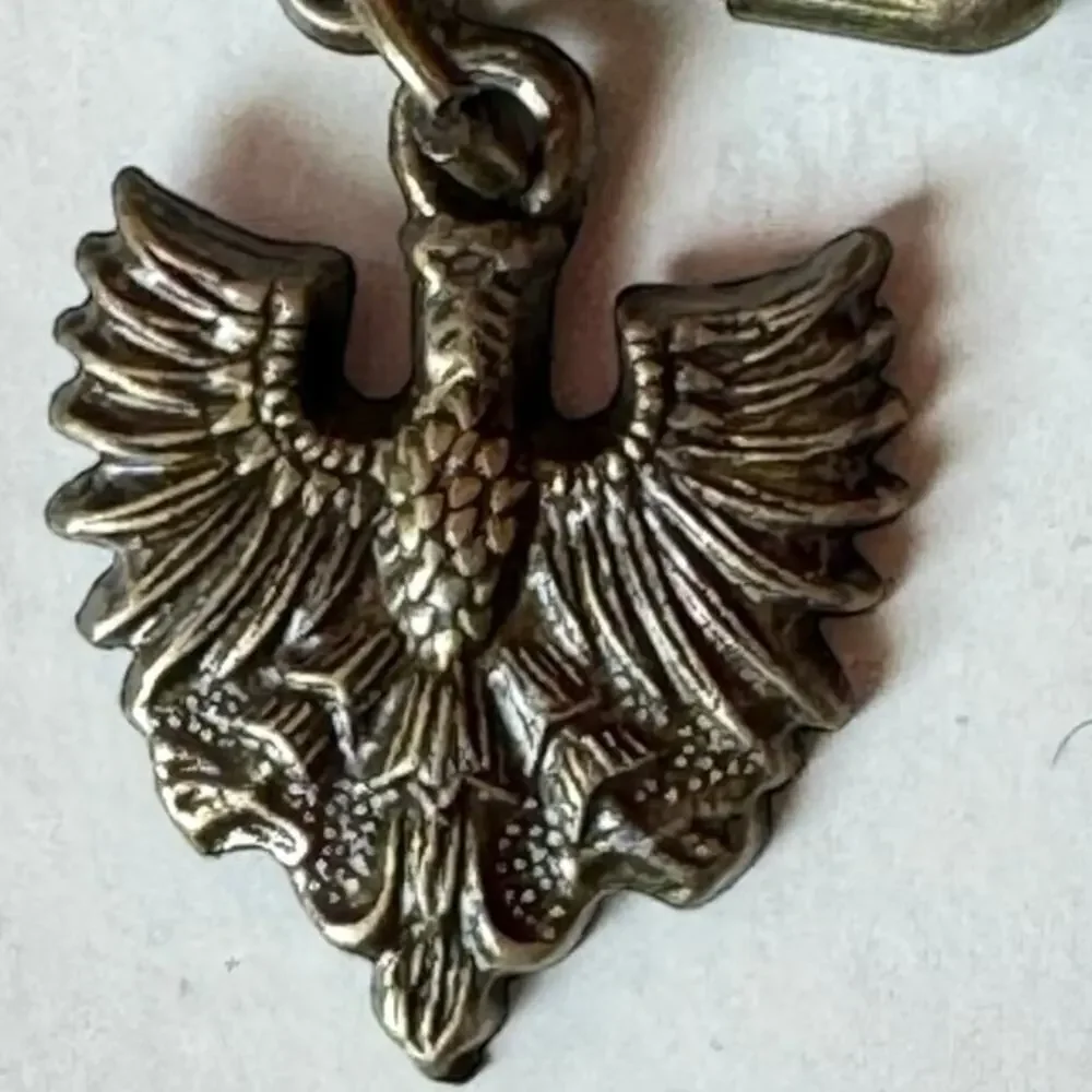 US M Navy Pin Badge WWII Merchant Navy Medal Eagle Symbol 1940s Bronze Color